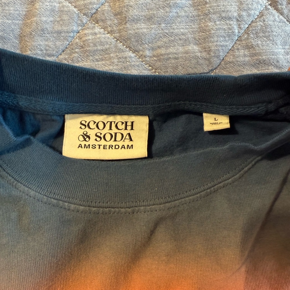 Scotch & Soda Men's tshirt large